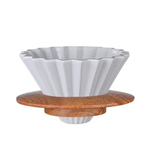 ORIGAMI DRIPPER WITH WOODEN BASE 01
